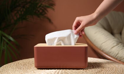 Taschentuch Box für starken Schnupfen | © Adobe Stock